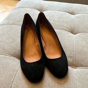 BEAUTIFUL! Madewell 10 Black Suede The Ella Pump Shoes Heels. Very good cond!